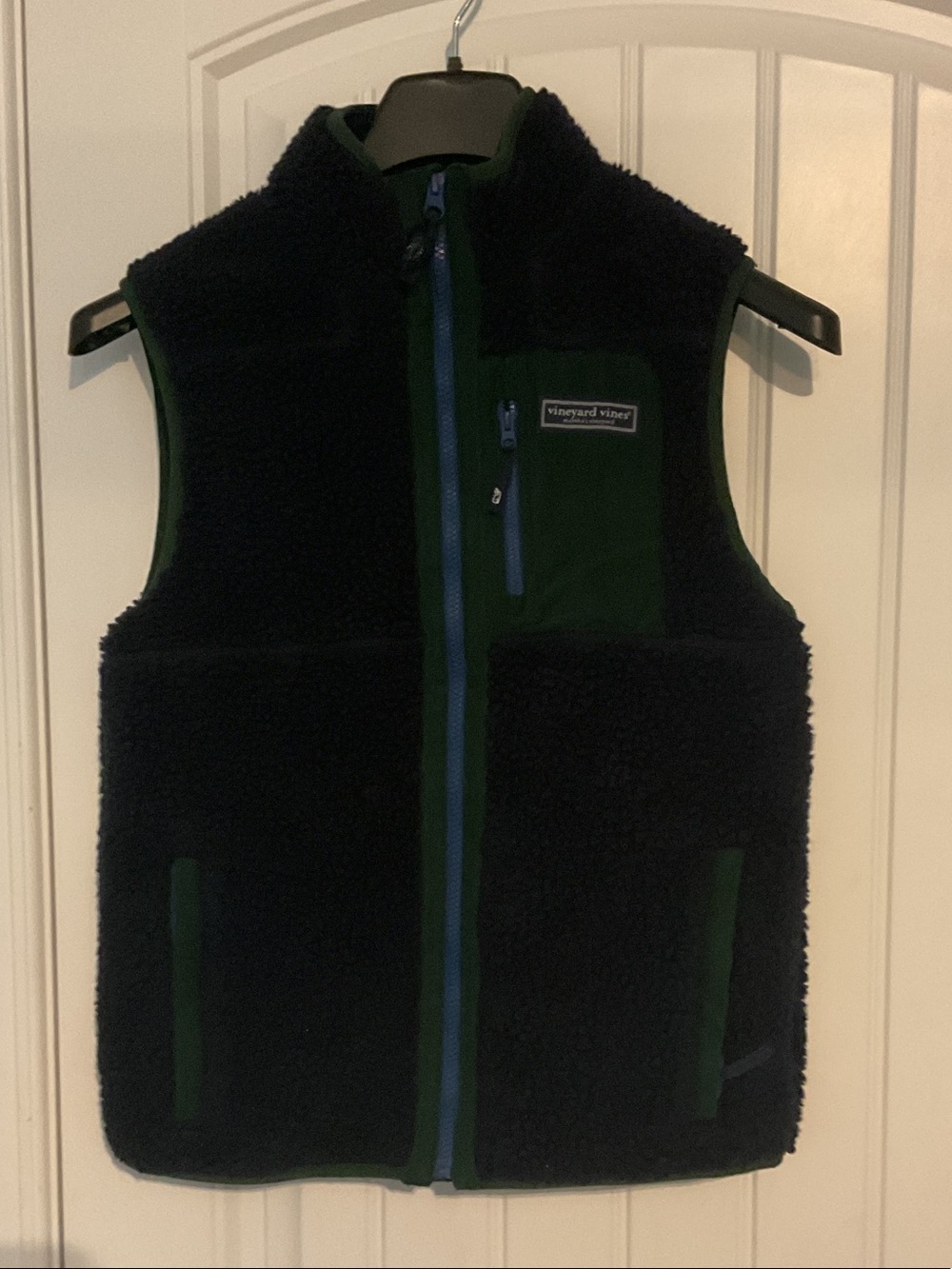 Vineyard Vines Kids Navy Sherpa Vest with Forest Green Trim